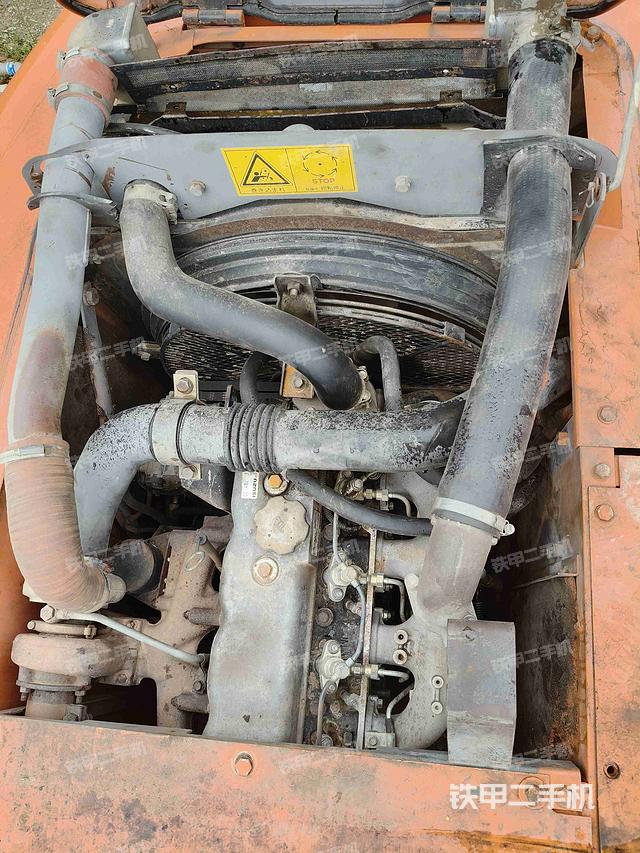 发动机整体俯视(整机外观) 发动机整体俯视(整机外观)