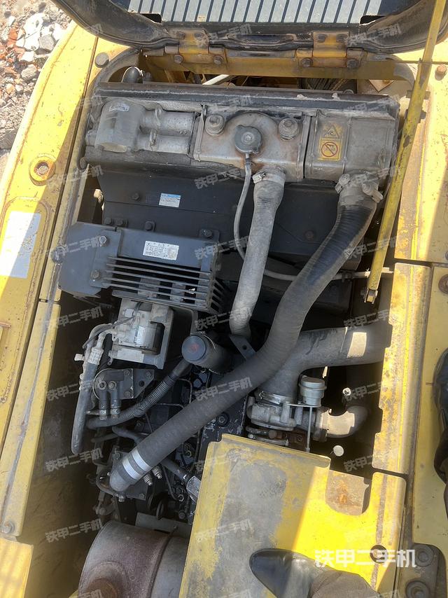 发动机整体俯视(整机外观) 发动机整体俯视(整机外观)