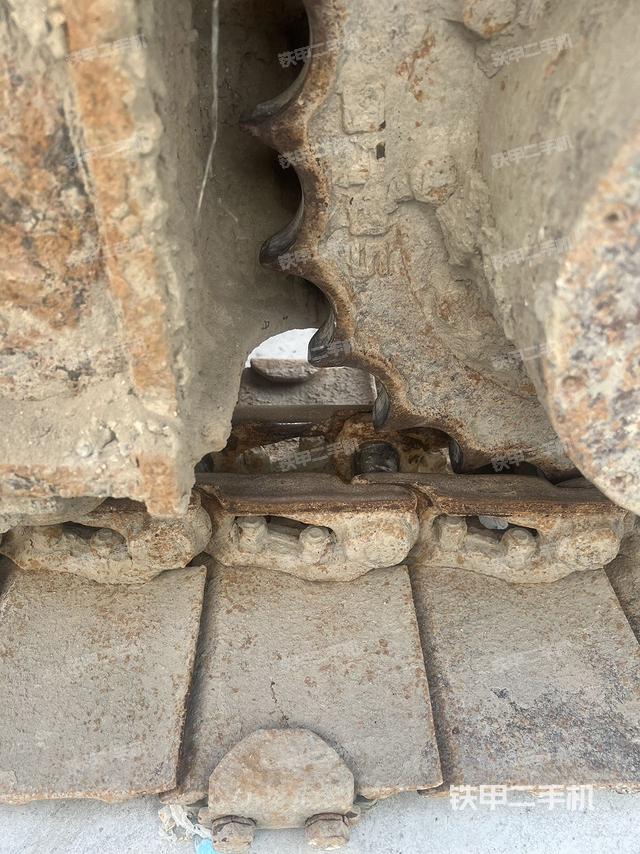 单侧履带整体（整机外观）