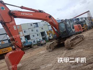 日立EX270-6挖掘机实拍图片