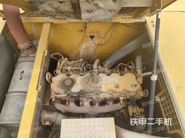 发动机整体俯视(整机外观) 发动机整体俯视(整机外观)