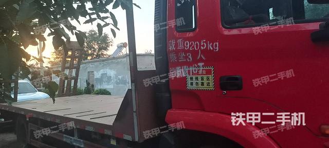 整机右侧（设备外观及核心部件）