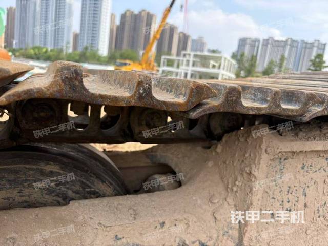 单侧履带整体（整机外观）