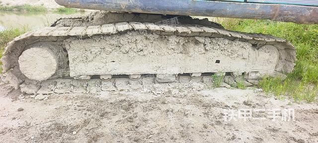 单侧履带整体（整机外观）