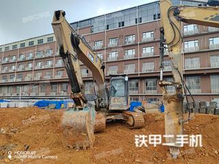 徐工XE200DA挖掘机实拍图片