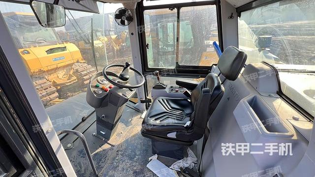其他核心部件(設(shè)備外觀及核心部件) 其他核心部件(設(shè)備外觀及核心部件)