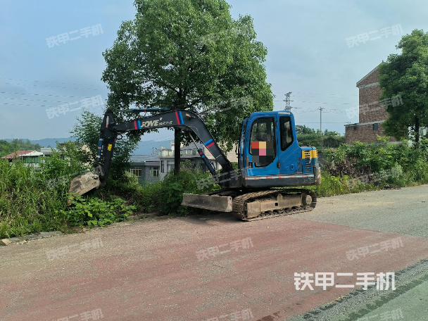 恒天九五JV70A-7挖掘機(jī)