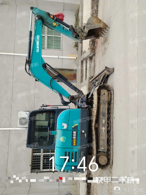 单侧履带整体（整机外观）