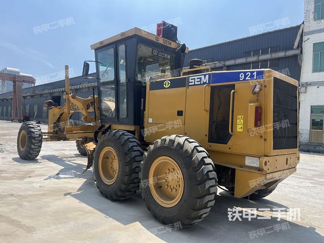 山工SEM921平地機