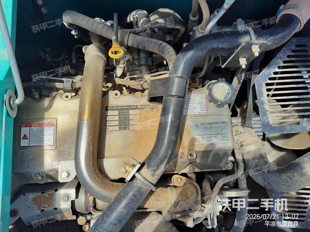 發(fā)動(dòng)機(jī)整體俯視(整機(jī)外觀) 發(fā)動(dòng)機(jī)整體俯視(整機(jī)外觀)
