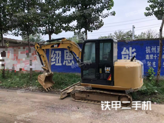 卡特彼勒CAT®305.5E2 小型液压挖掘机实拍图片