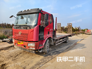 一汽解放4X2平板运输车实拍图片