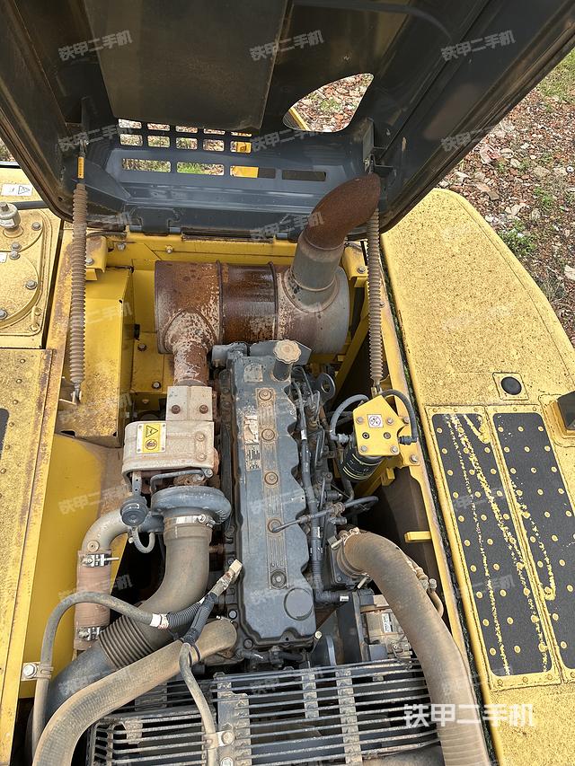 发动机整体俯视(整机外观) 发动机整体俯视(整机外观)