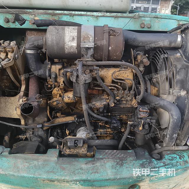 发动机整体俯视（整机外观）