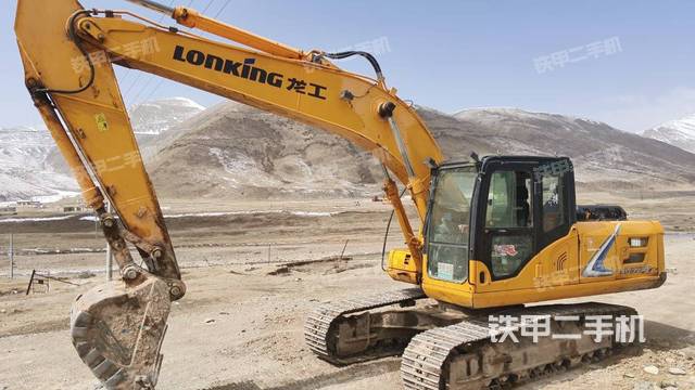 驾驶室整体（整机外观）