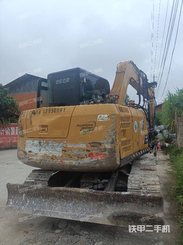 整機右后45°（整機外觀）