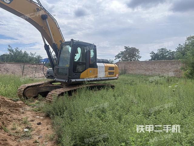 駕駛室整體（整機(jī)外觀）