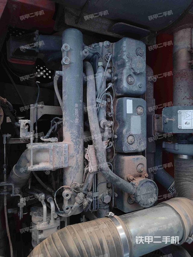 發(fā)動機整體俯視(整機外觀) 發(fā)動機整體俯視(整機外觀)