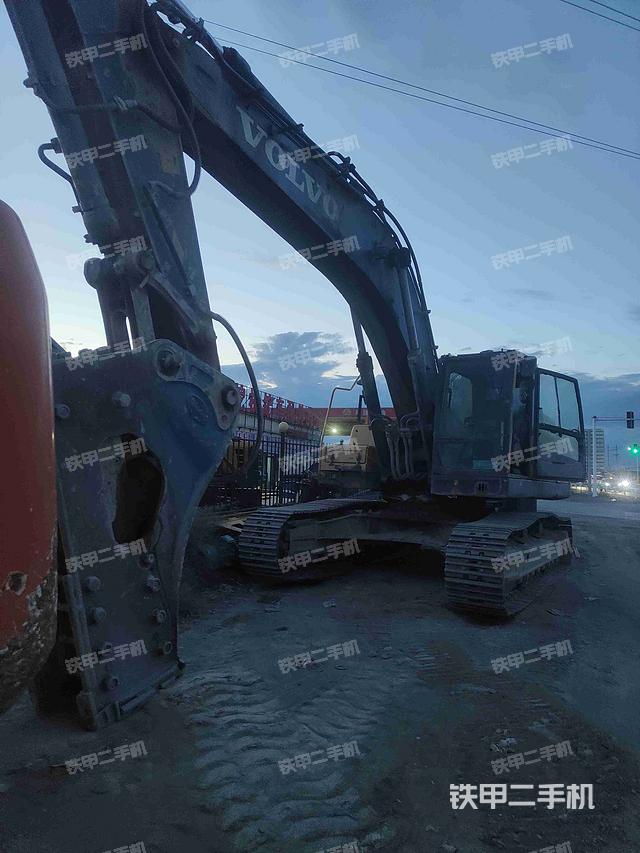 沃爾沃EC380D挖掘機(jī)