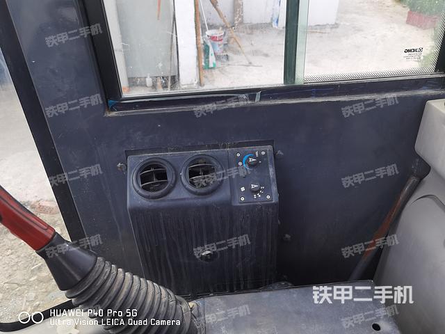 駕駛室工作臺（整機(jī)外觀及大件）