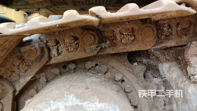 單側履帶整體(整機外觀) 單側履帶整體(整機外觀)