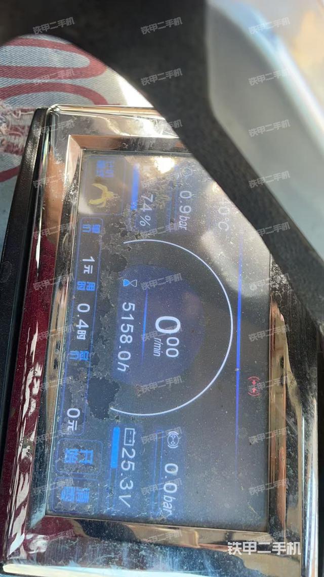 发动机整体俯视(整机外观) 发动机整体俯视(整机外观)