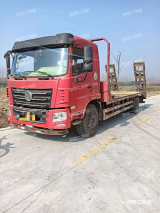东风6X4平板运输车实拍图片