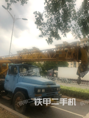 整機(jī)左側(cè)(設(shè)備外觀及核心部件) 整機(jī)左側(cè)(設(shè)備外觀及核心部件)