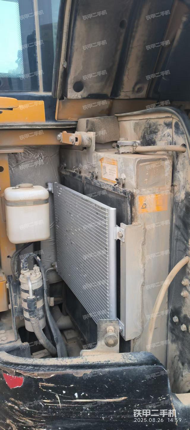 发动机整体俯视（整机外观）