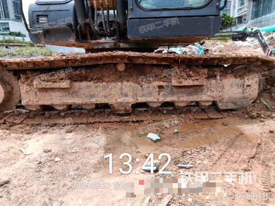 单侧履带整体（整机外观）