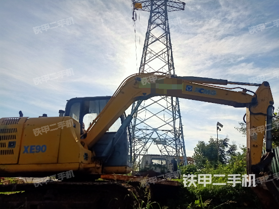 驾驶室整体（整机外观）