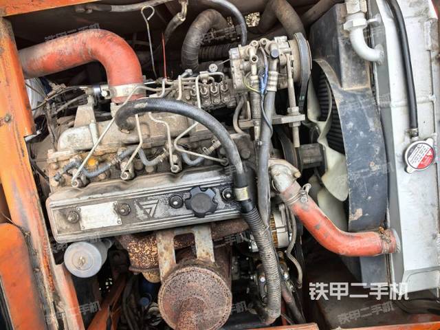 發(fā)動機整體俯視(整機外觀) 發(fā)動機整體俯視(整機外觀)