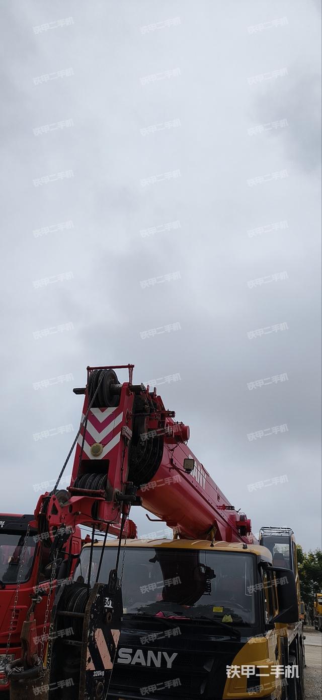 整機(jī)左側(cè)(設(shè)備外觀及核心部件) 整機(jī)左側(cè)(設(shè)備外觀及核心部件)