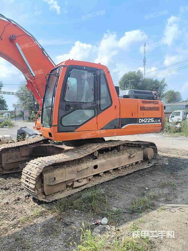 斗山DH225-9挖掘機