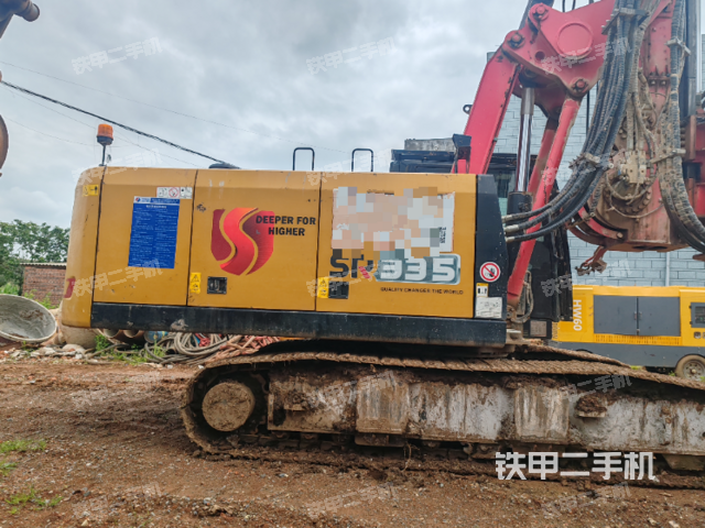 整機(jī)右后45°(設(shè)備外觀及核心部件) 整機(jī)右后45°(設(shè)備外觀及核心部件)