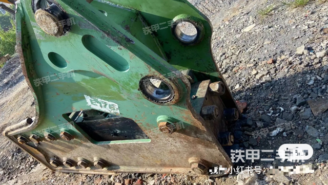 整機左側(設備外觀及核心部件) 整機左側(設備外觀及核心部件)