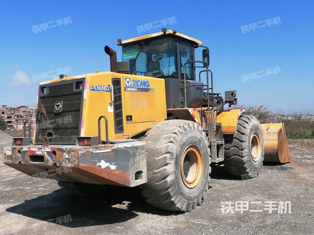 整機(jī)右后45°(整機(jī)外觀及大件) 整機(jī)右后45°(整機(jī)外觀及大件)