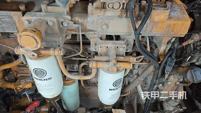 發(fā)動(dòng)機(jī)右側(cè)(整機(jī)外觀及大件) 發(fā)動(dòng)機(jī)右側(cè)(整機(jī)外觀及大件)