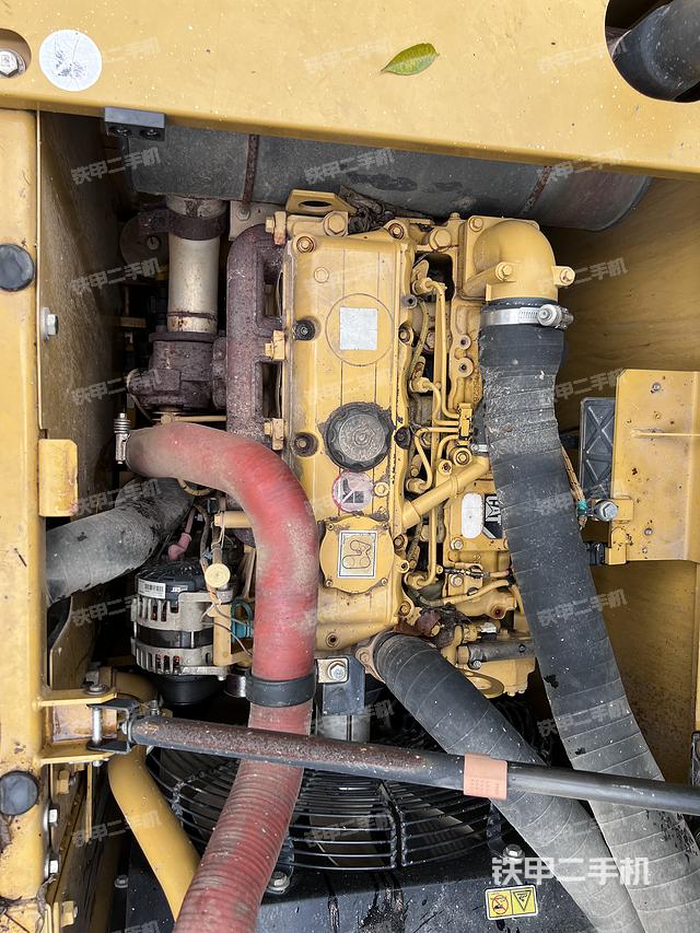 发动机整体俯视（整机外观）