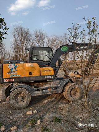 新源C75G4国四挖掘机实拍图片
