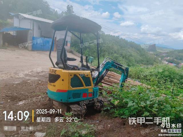 整機右后45°(整機外觀) 整機右后45°(整機外觀)