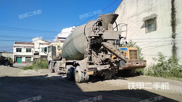 整機(jī)右后45°(設(shè)備外觀及核心部件) 整機(jī)右后45°(設(shè)備外觀及核心部件)