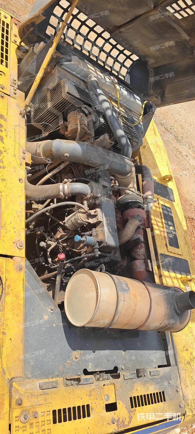 发动机整体俯视(整机外观) 发动机整体俯视(整机外观)