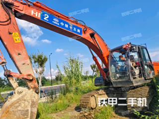 日立ZX210K-5A挖掘机实拍图片