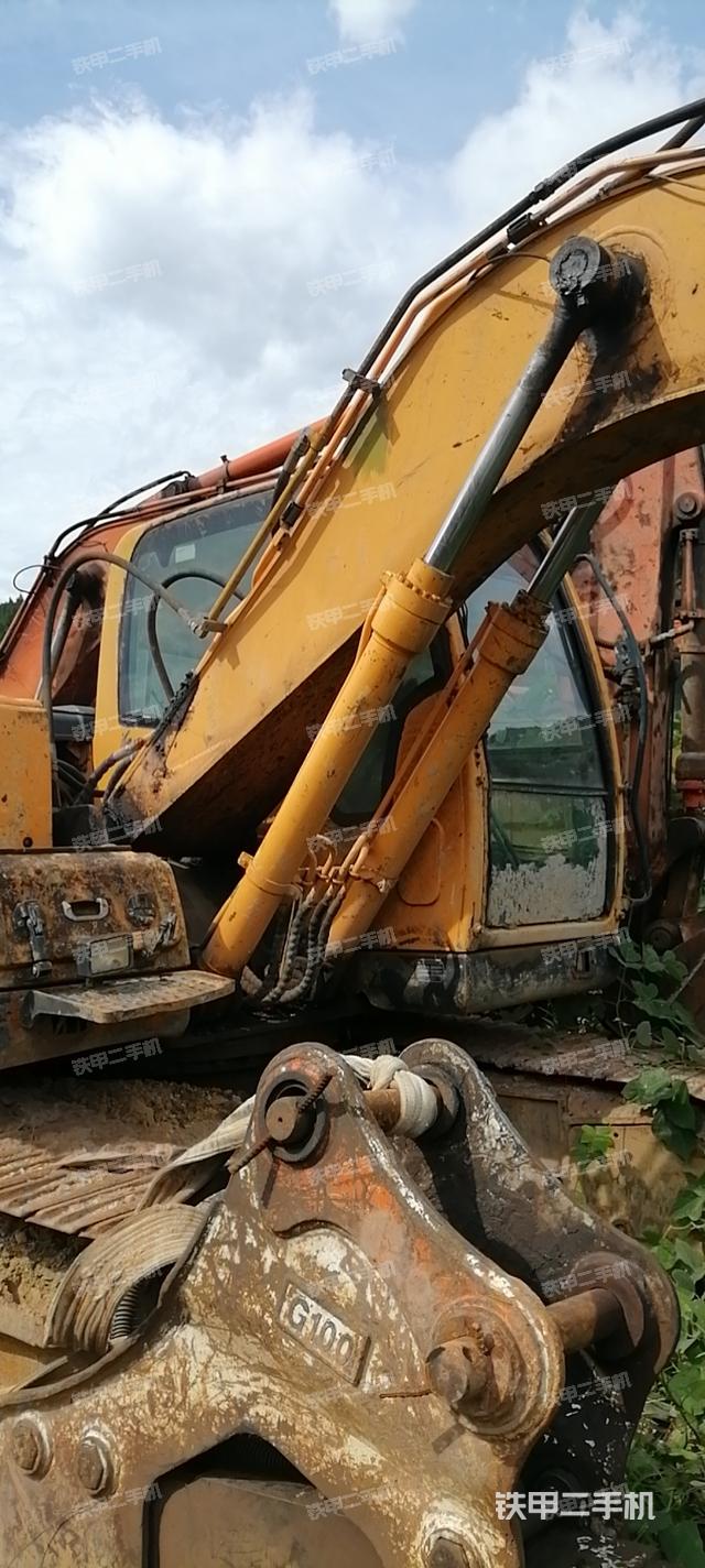 现代R150LC-9挖掘机