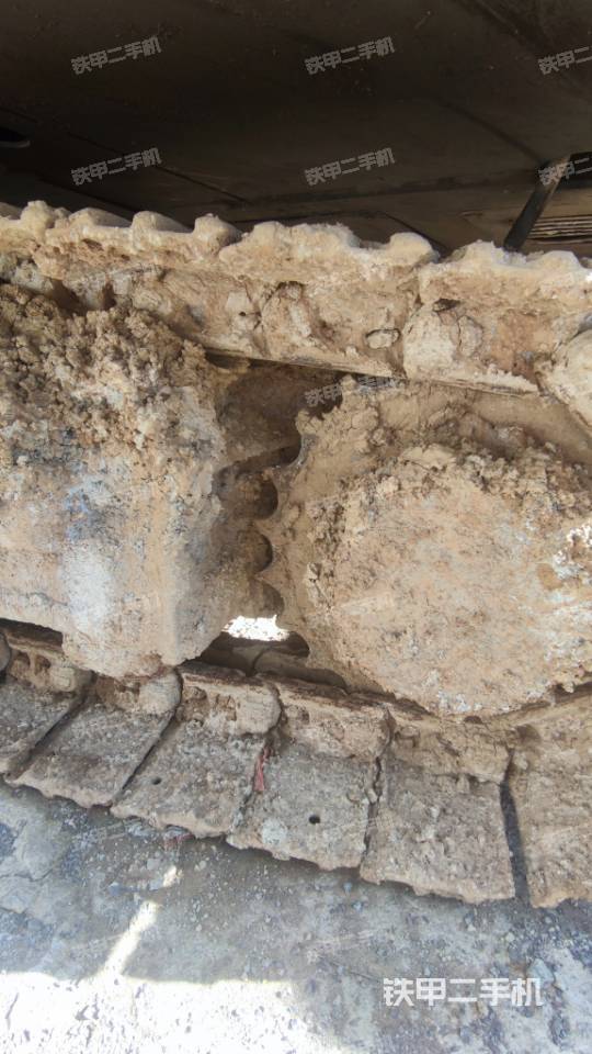 駕駛室頂部（整機(jī)外觀）