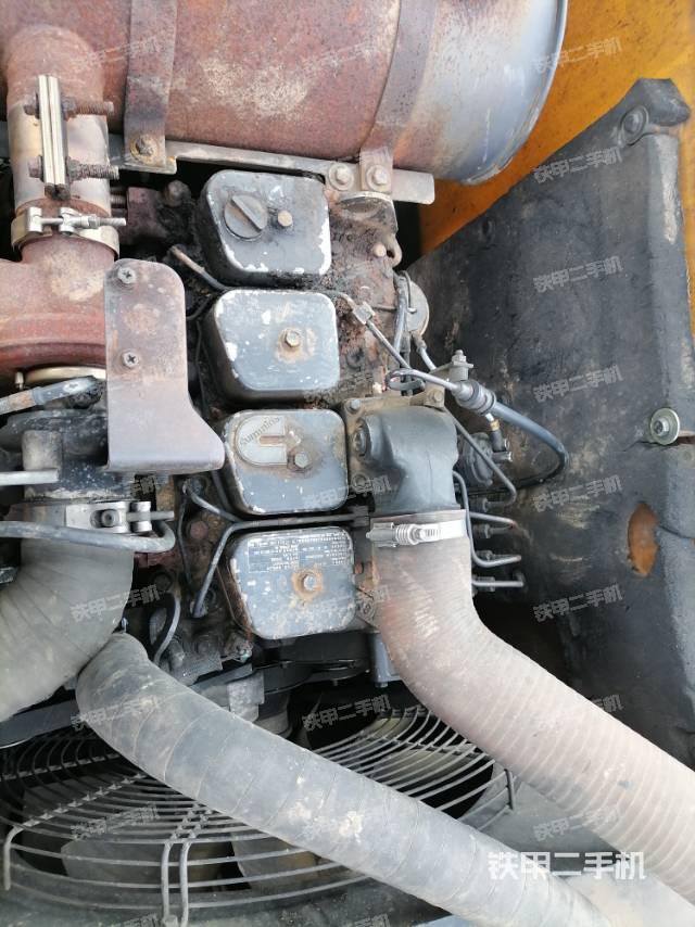 發(fā)動機整體俯視（整機外觀）