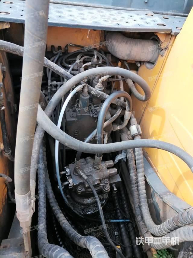 回轉(zhuǎn)馬達和主控閥（整機外觀）