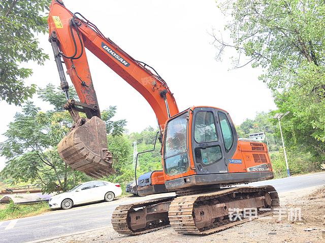 斗山DX150-9C挖掘機(jī)
