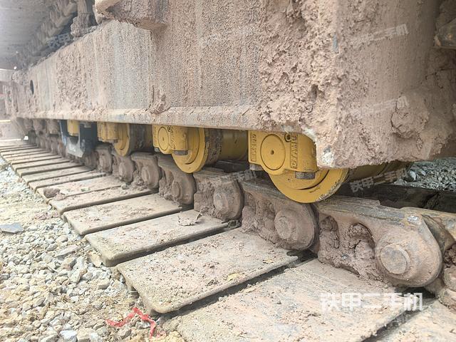 单侧履带整体（整机外观）